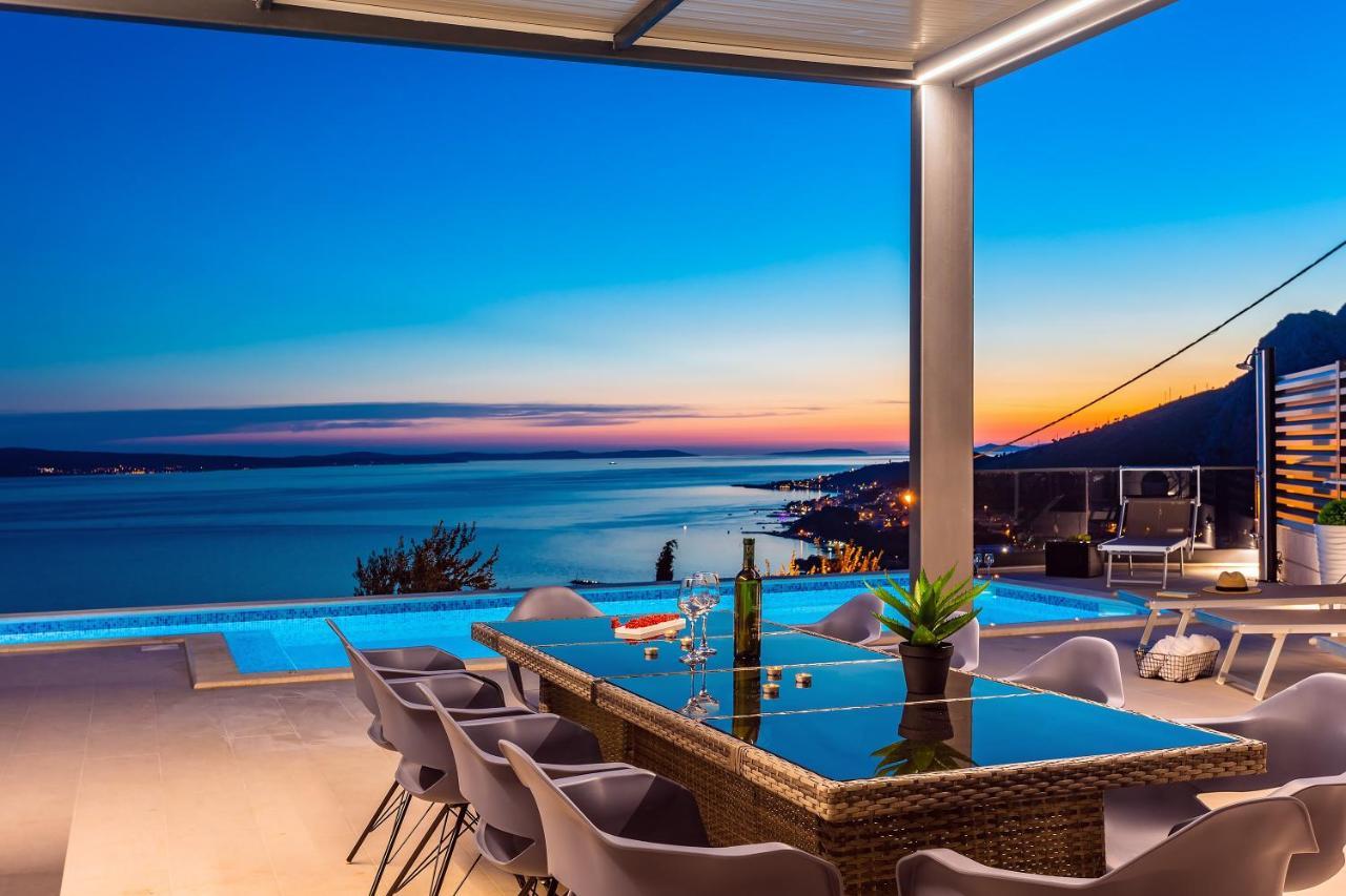 Villa Belvedere With Heated Pool, Billiards, Media Room, Sea Views,10 Pax Omiš Exterior foto