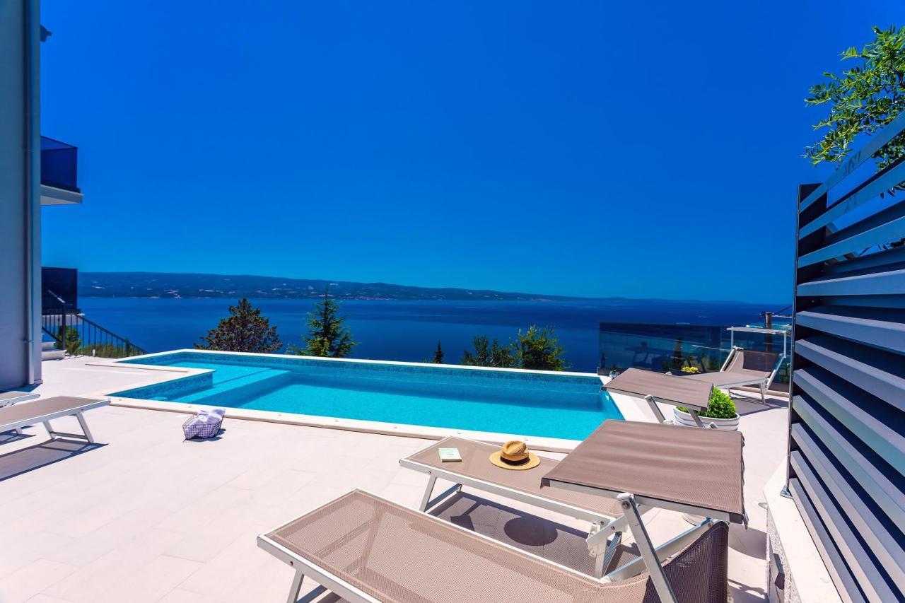 Villa Belvedere With Heated Pool, Billiards, Media Room, Sea Views,10 Pax Omiš Exterior foto
